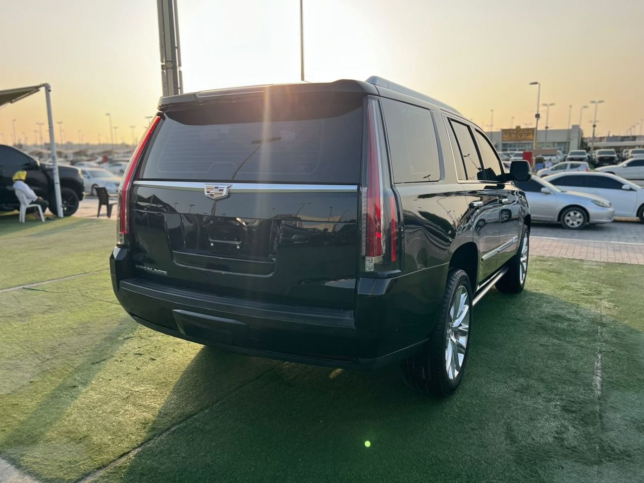 Cadillac Escalade PLATINUM 2018.ENGINE 6.2L/V8
