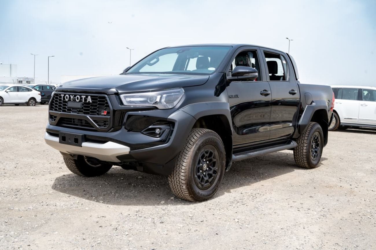 تويوتا هيلوكس GR-Sports | 2.8L | Diesel | 4x4 | Special Edition