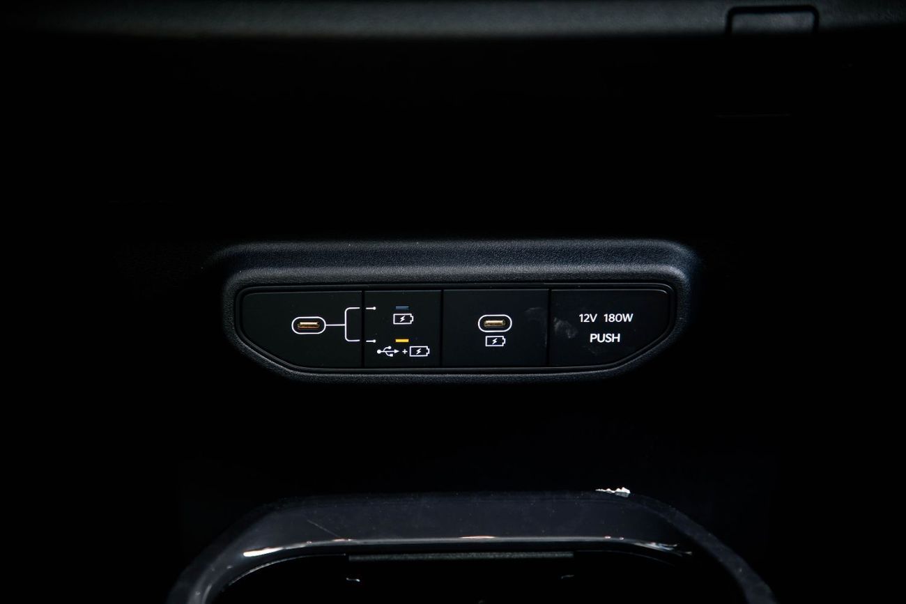 كيا EV5 2024 KIA EV5 LAND 530 - White inside Grey & Black | Export Only