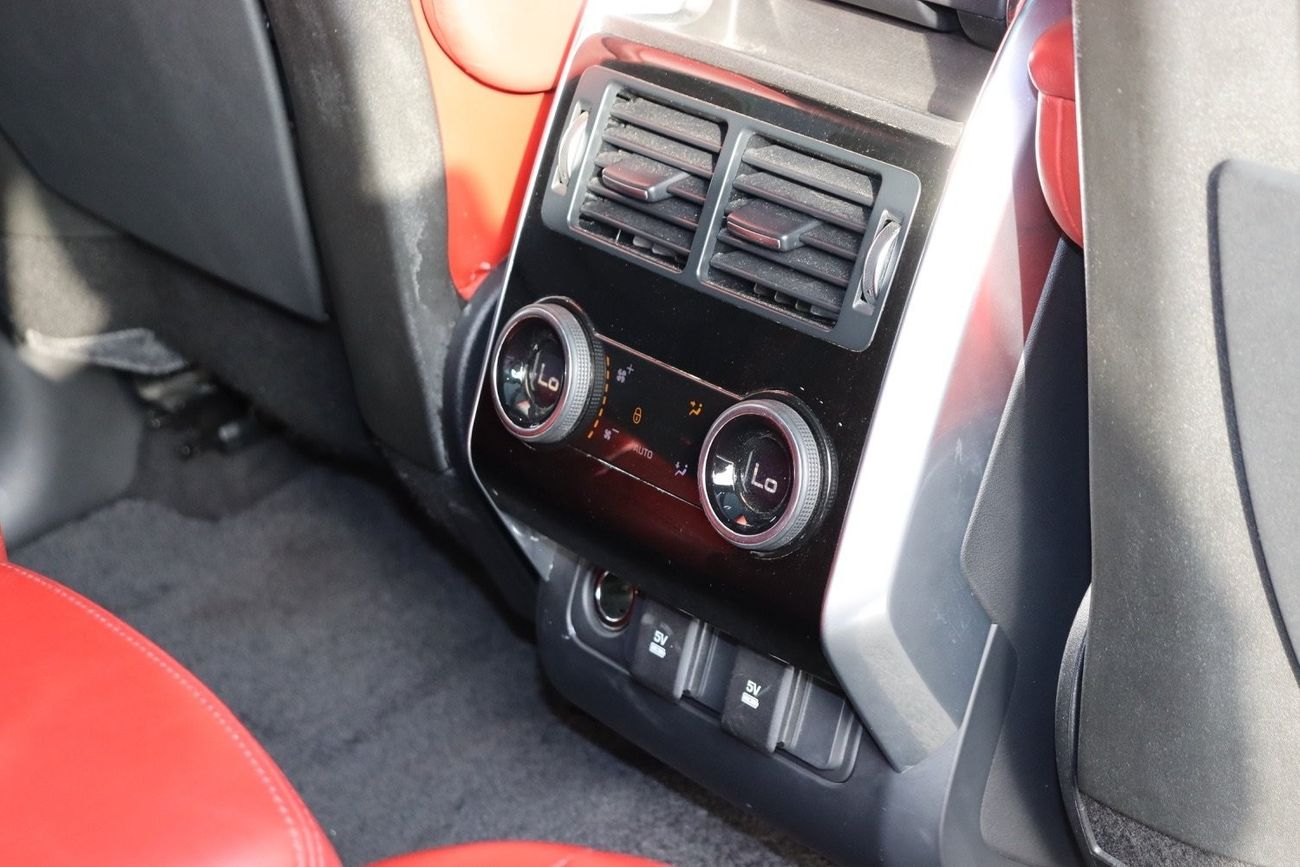 لاند روفر رينج روفر سبورت HSE 3.0L (340 HP) Range Rover Sport HSE V6 / 2018 / GCC / Original Paint