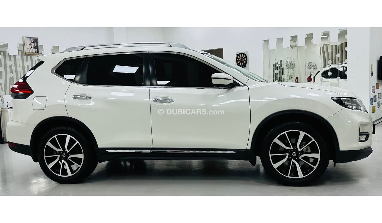 نيسان إكس تريل GCC .. FSH .. SL .. Perfect Condition .. 2,5L .. Top Range