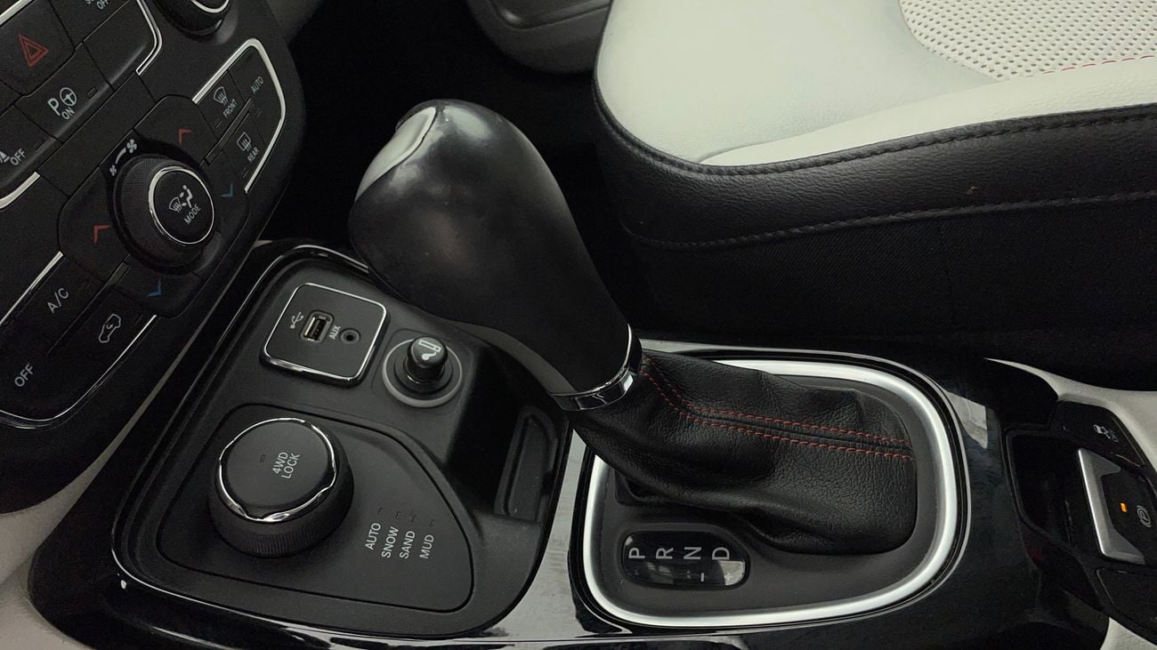 Jeep Compass LIMITED 2.4 | Zero Down Payment | Home Test Drive