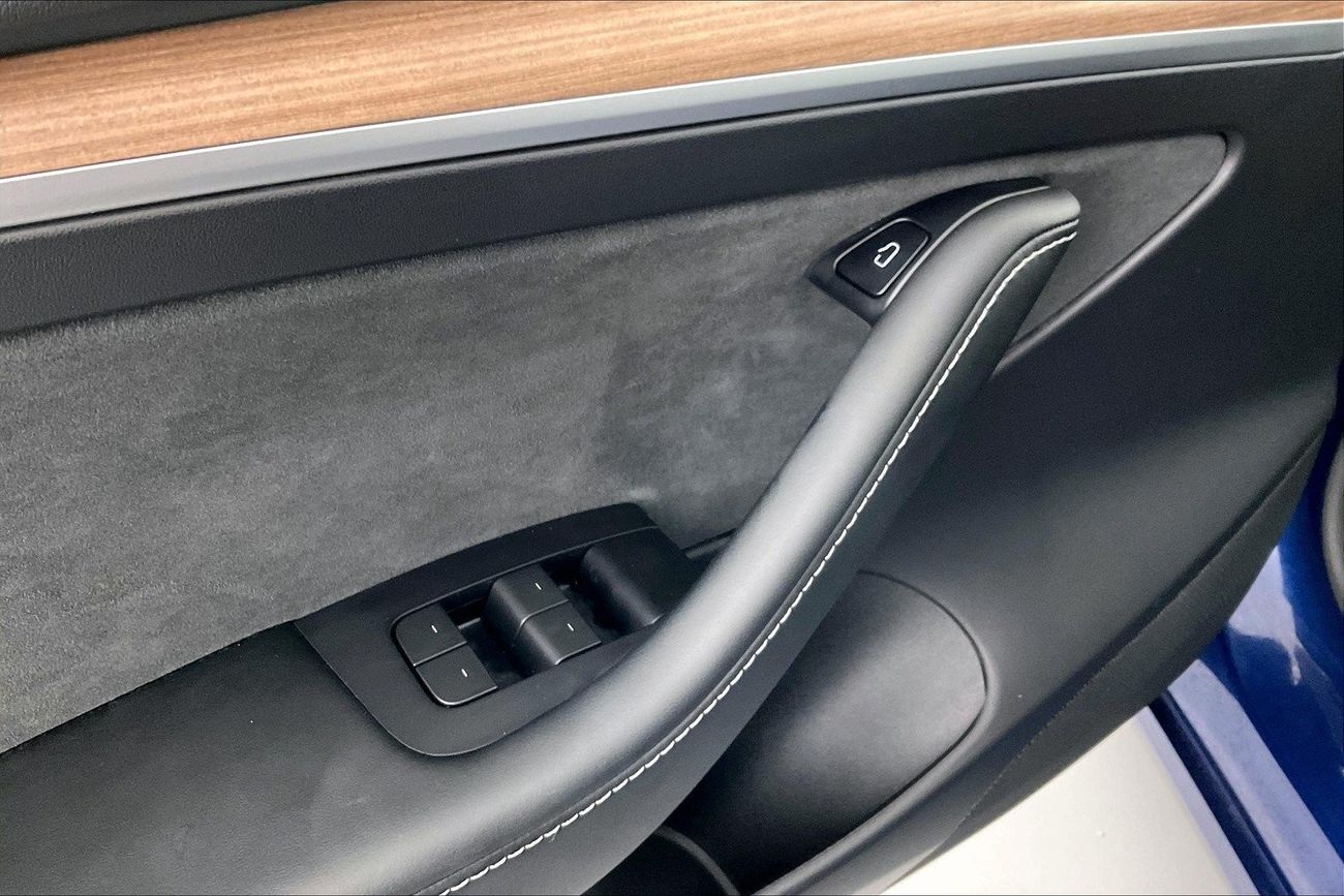 Tesla Model 3 Standard | 1 year free warranty | 0 down payment | 7 day return policy