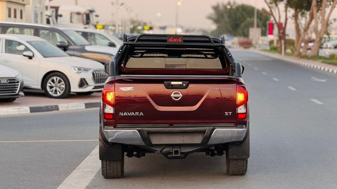 Nissan Navara 2019 | 2.3L DIESEL | AT | RHD | MODIFIED TO 2023 MODEL | ROOF TOP MOUNTED LED LIGHTS | 4X4 SPORTS BA