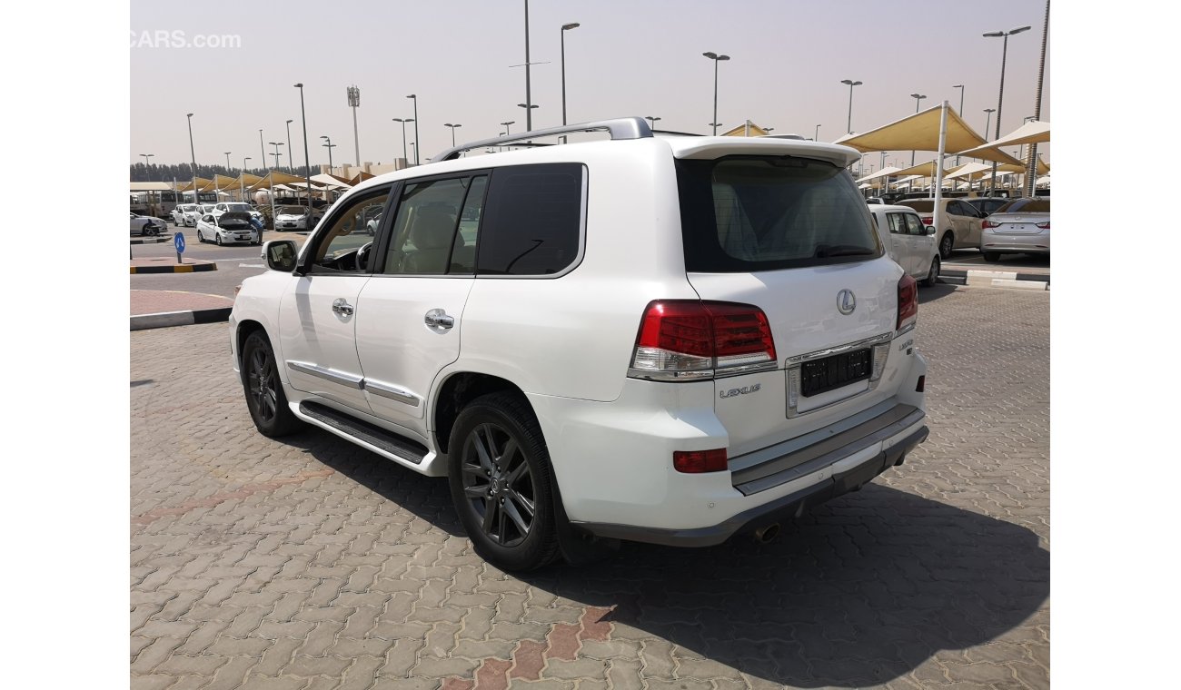 Lexus LX570