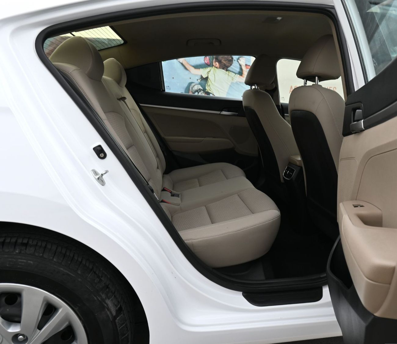 هيونداي إلانترا GL هيونداي النترا 2019 خليجي بحالة ممتازة بدون حوادث صبغ وكالة