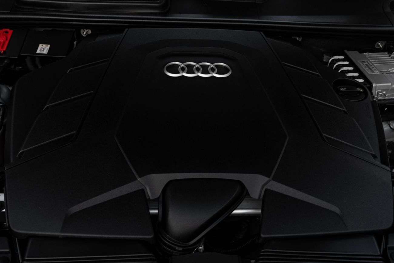 Audi Q8 3,329 P.M  | 0% Downpayment | Audi Q8 S-Line!