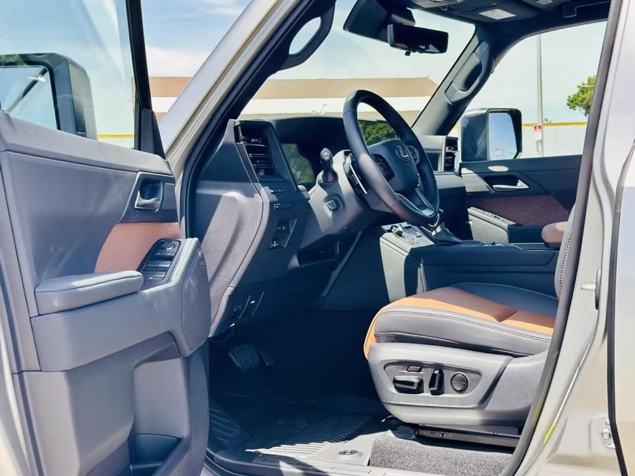 لكزس GX550 Luxury+ V6 3.4L Turbo 4WD 7-Seater Automatic