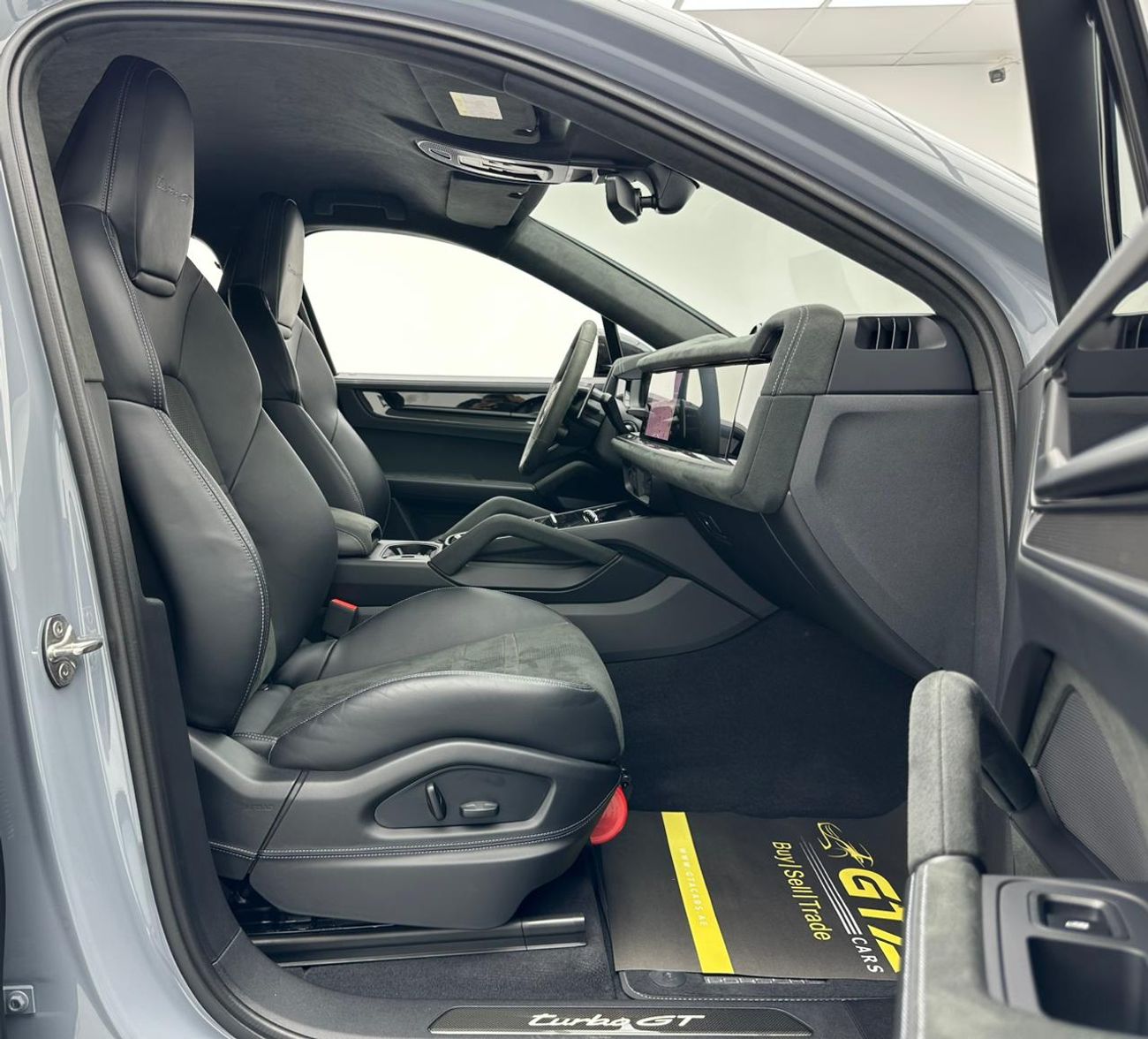 بورش كايان 2025 Porsche Cayenne Turbo GT, Brand New, Nov/2027 Porsche Warranty, GCC