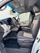 Toyota Hiace DLS - STD ROOF