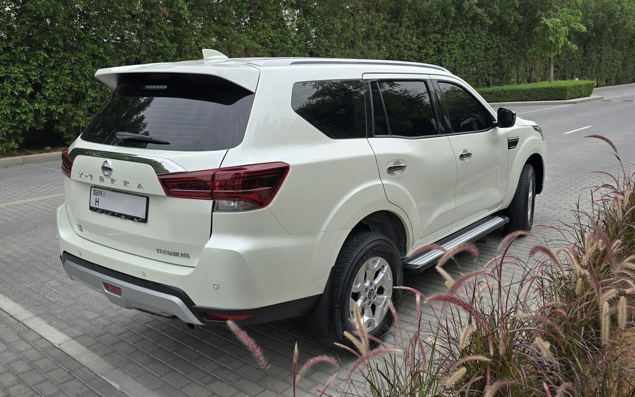 نيسان إكستيرا Titanium 2.5L 4WD