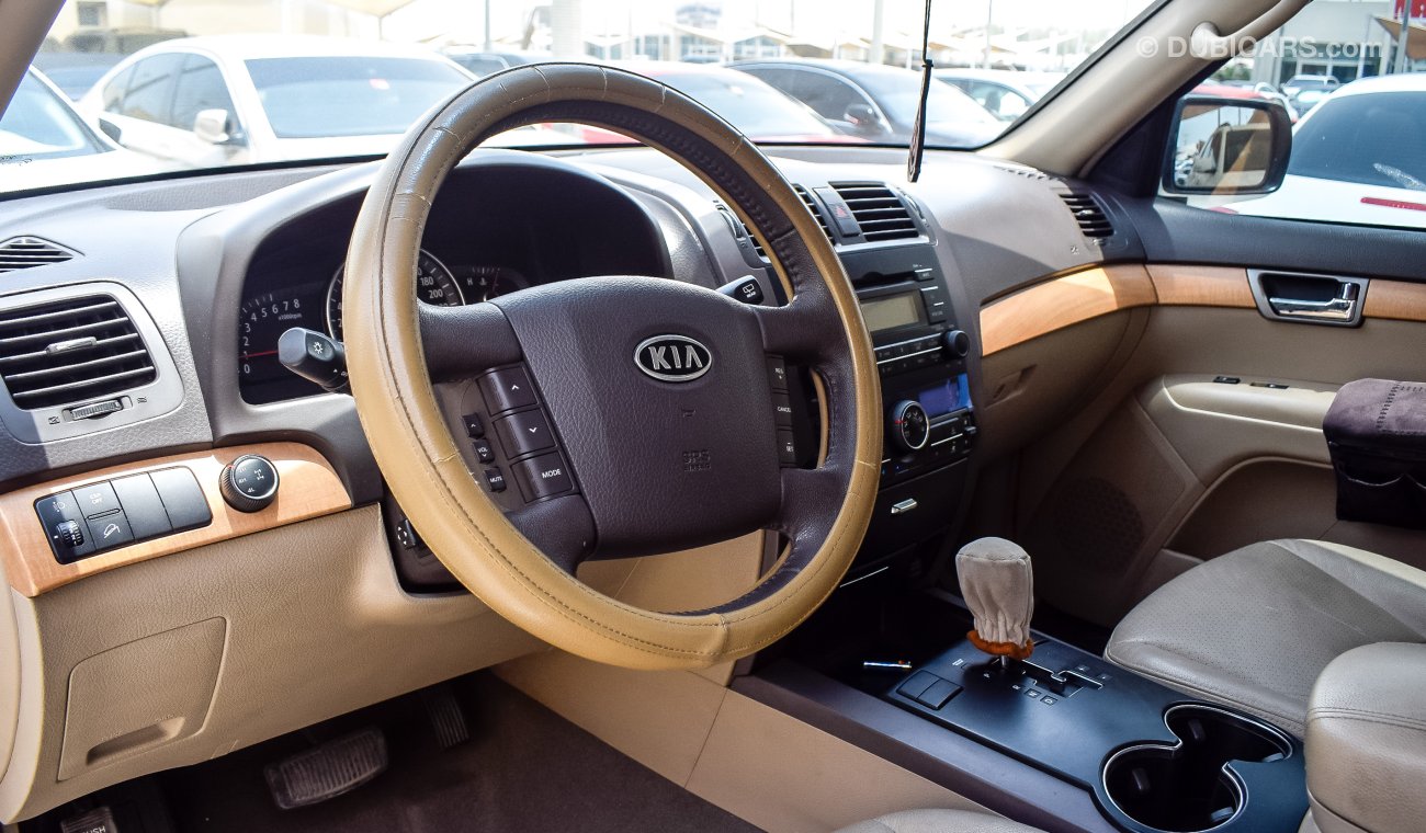 Used Kia Mohave 2012 for sale in Sharjah 253439