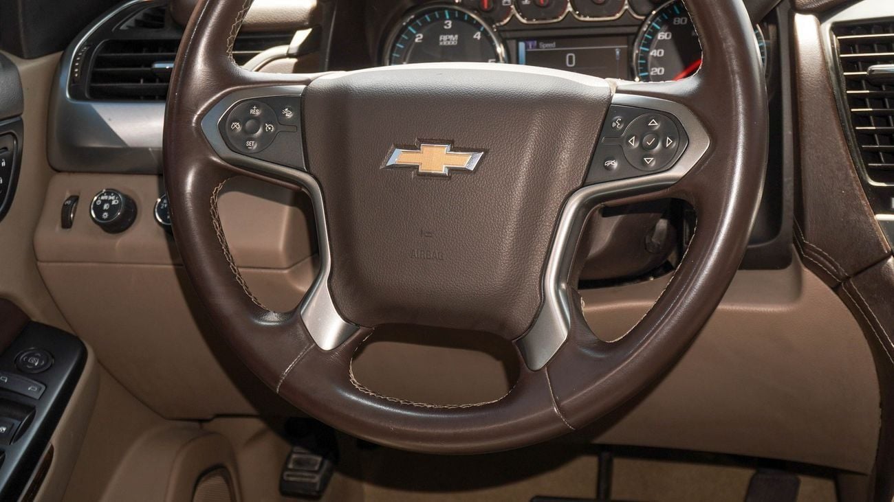 Chevrolet Suburban LT