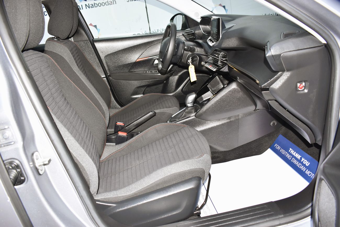 Peugeot 2008 AED 799 PM | 1.6L ACTIVE GCC AUTHORIZED DEALER MANUFACTURER WARRANTY UP TO 2026 OR 100K KM