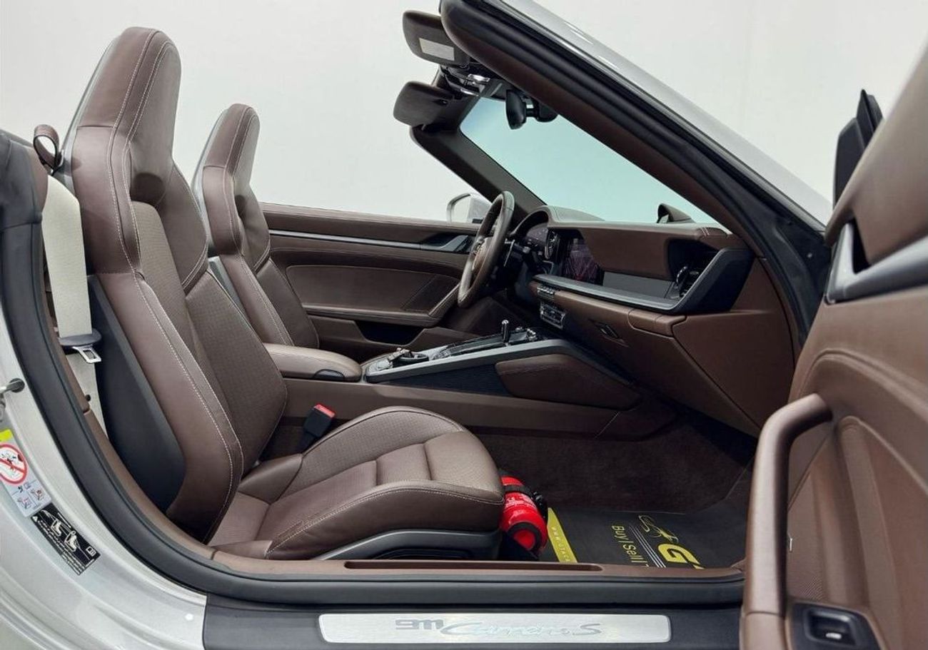 بورش 911 Carrera S 3.0L (444 HP) Convertible 2020 Porsche 911 Carrera S Cabriolet, Sep 2026 Porsche Warranty,