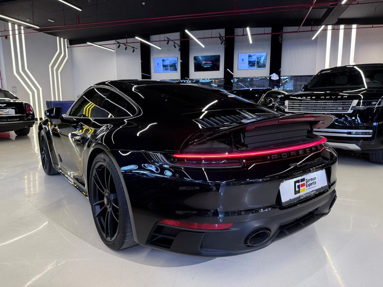 بورش 911 Carrera GTS 3.0L (450 HP) Coupe