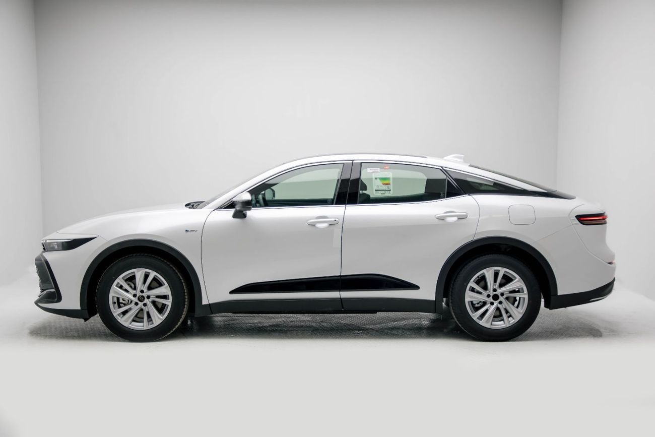 Toyota Crown HEV 2.5L - Precious White Pearl Inside Black | Export Only