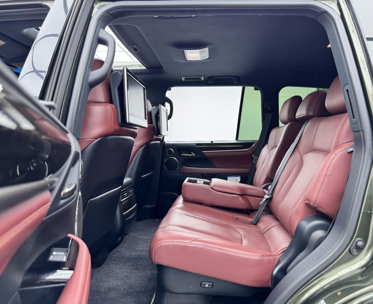 Lexus LX 570 Platinum Signature Edition 2021 Lexus LX570 Platinum Signature Edition, Warranty, Full Lexus Service