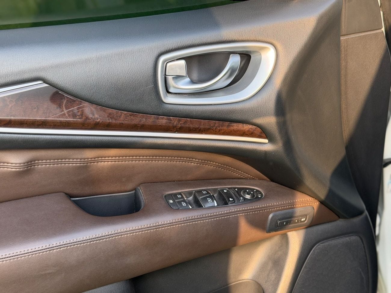 Infiniti QX60 PREMIUM