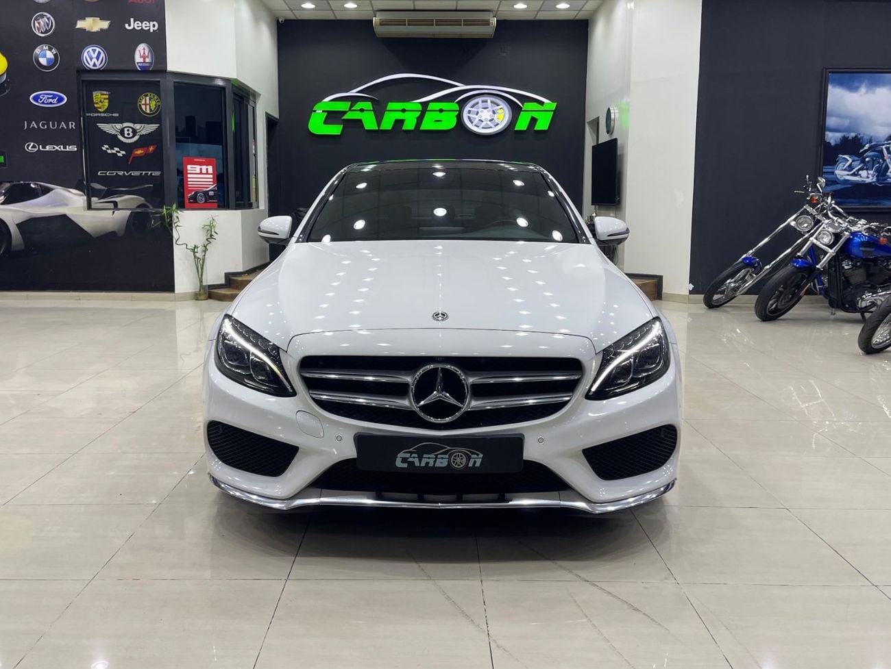 مرسيدس بنز C 200