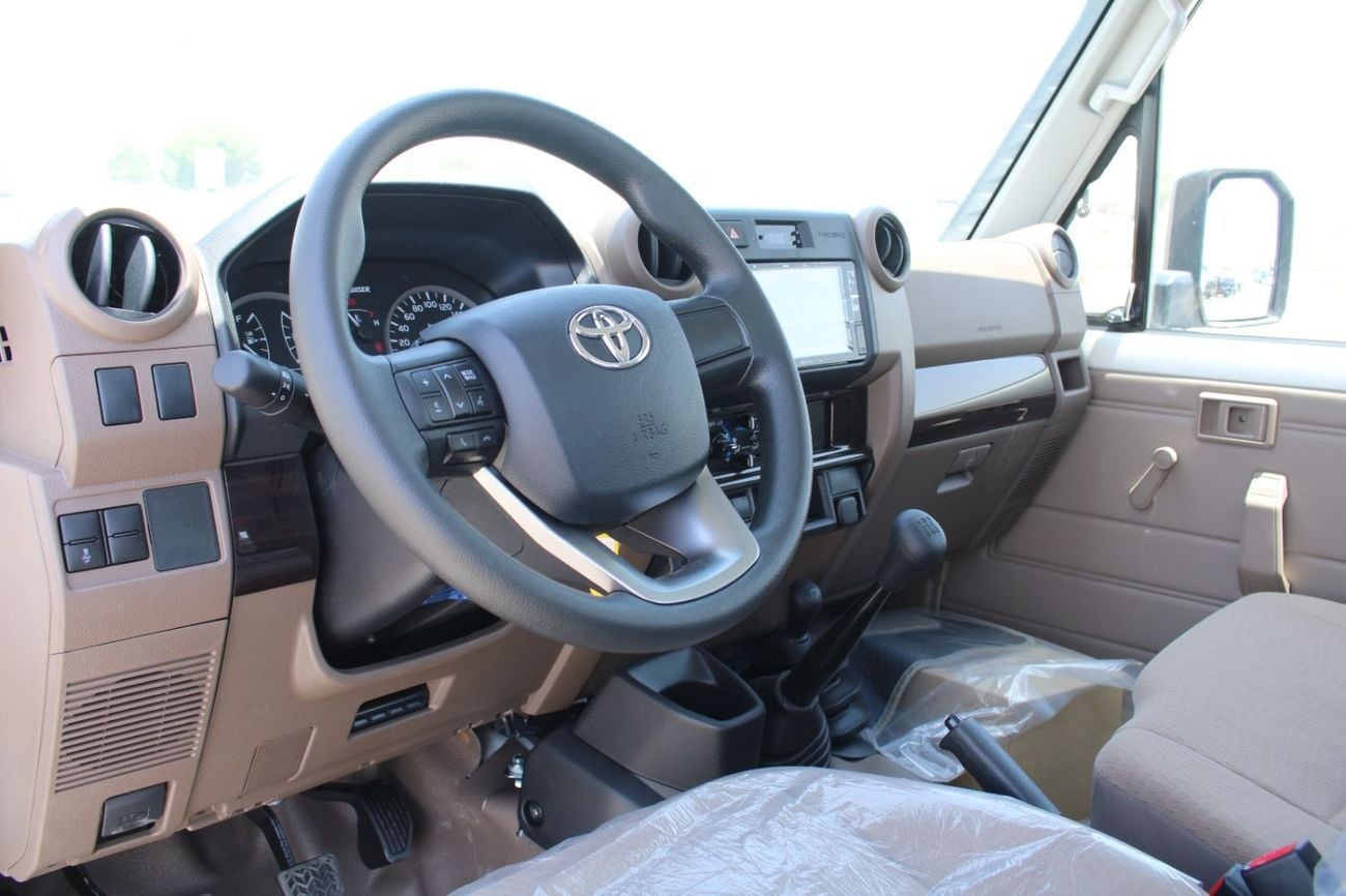 تويوتا لاند كروزر بيك آب  TOYOTA LANDCRUISER 79 2.8L DIESEL SINGLE CAB E MANUAL