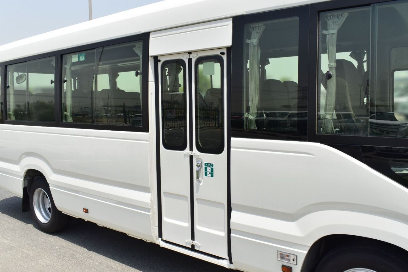 تويوتا كوستر toyota coaster 4.0l 2025   23 seater