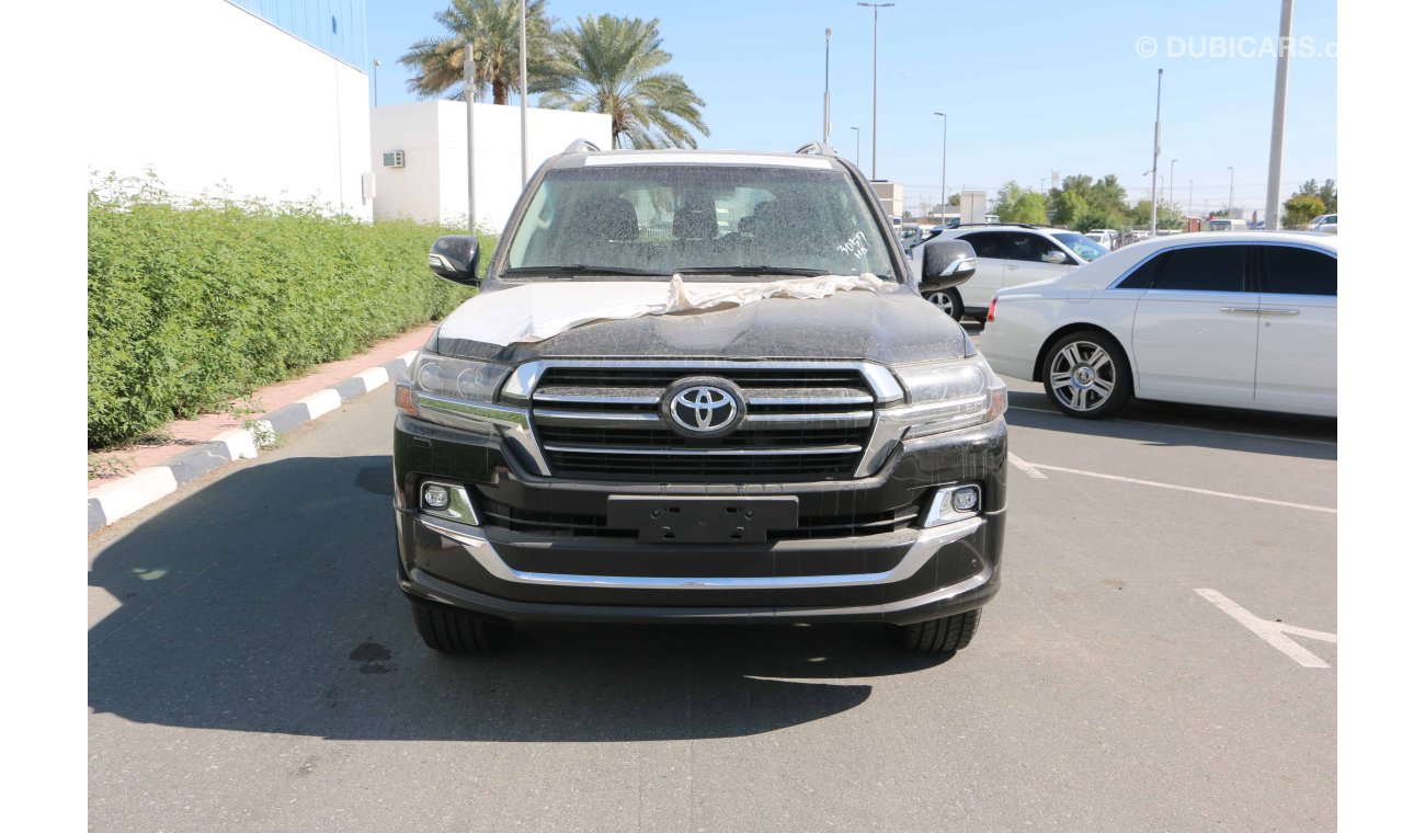 تويوتا لاند كروزر 2020 Toyota Land Cruiser 4.6L GXR GT | Auto Seats + Sunroof + Fabric Seats + Back Cam