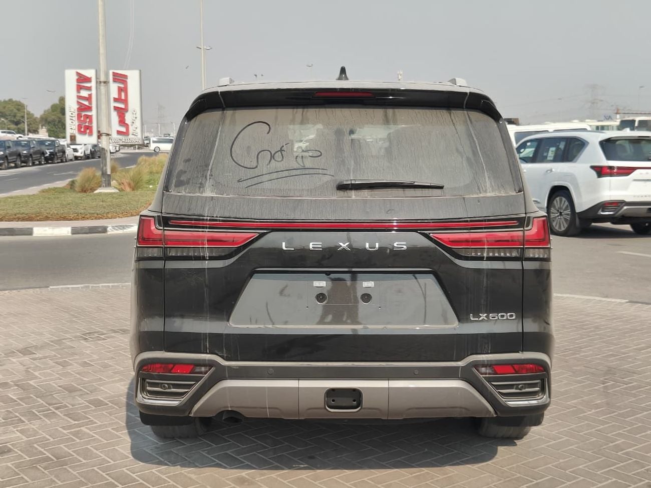 لكزس LX 600 2026 Lexus LX600 Signature (7-Seater) 3.5L V6 Twin-Turbo Petrol A/T 4WD Export Only