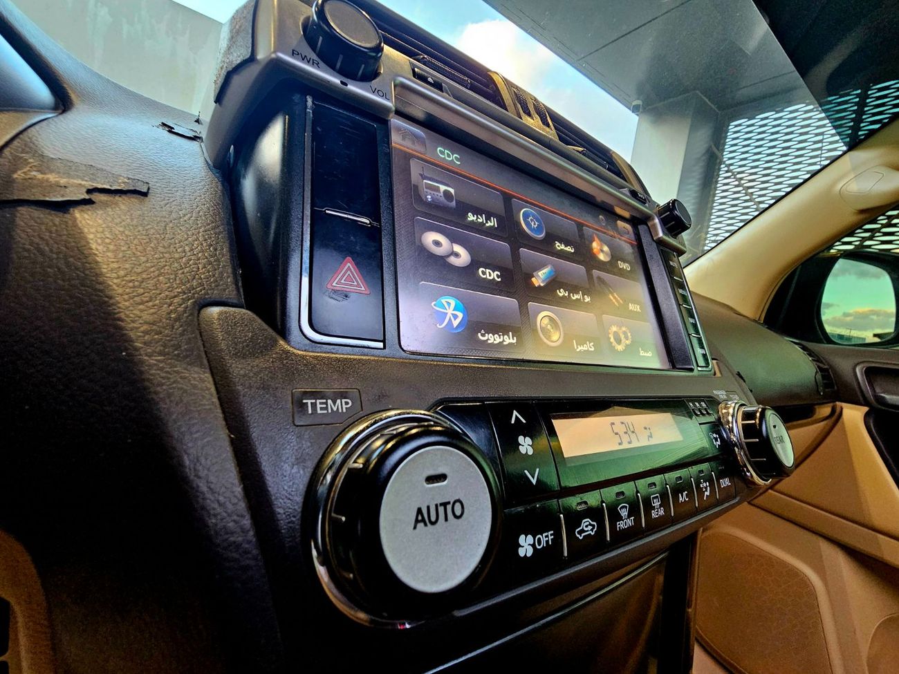 تويوتا برادو GXR/ SUNROOF/ ELECTRIC LEATHER SEATS/ FULL OPT/ V6 4.0 4WD/ LOW MILEAGE