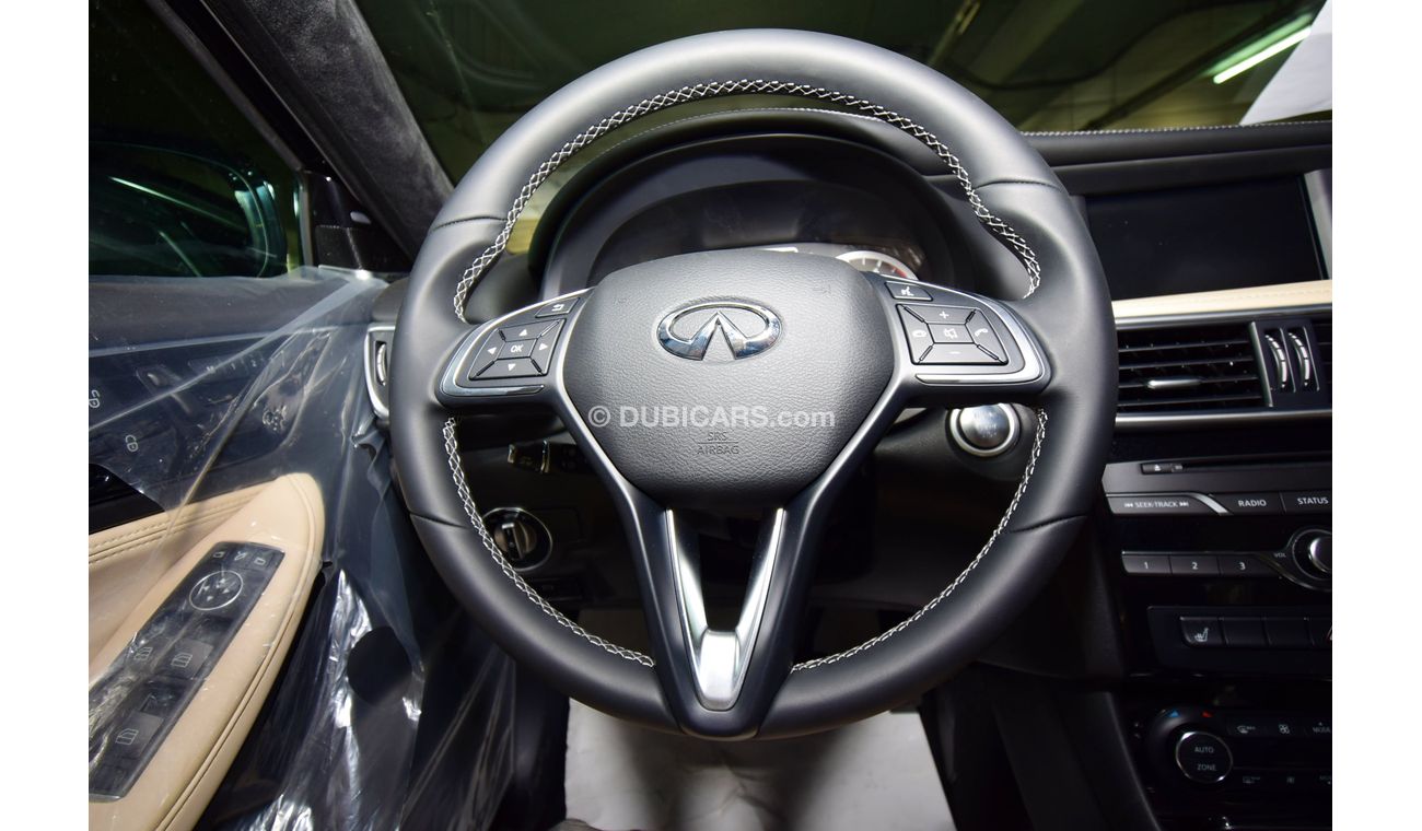 Infiniti QX30 2.0t Luxe + Sensory 2018 Model GCC Specs with 3 Years Warranty or 100,000KM!!