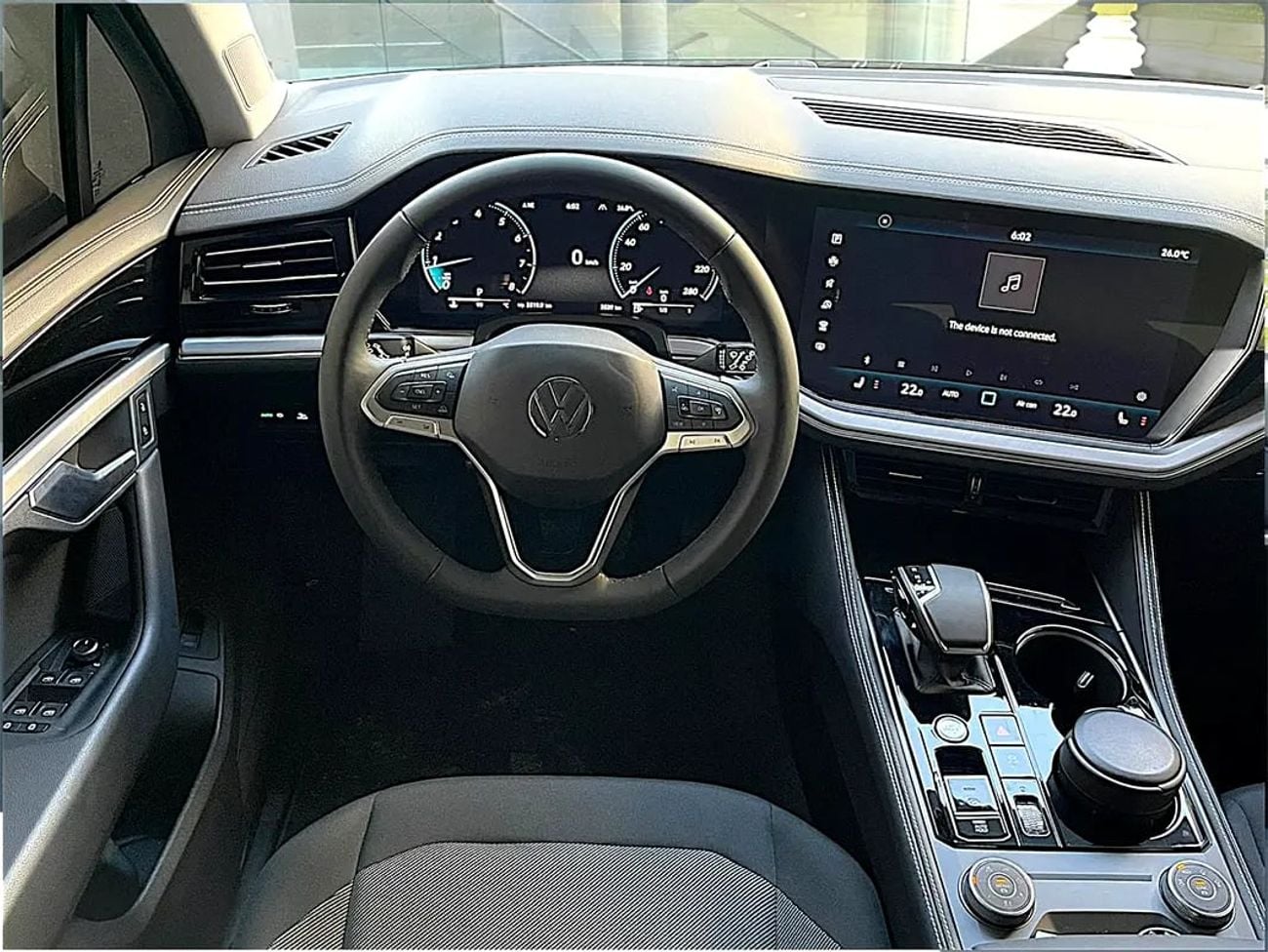 فولكس واجن طوارق Trendline 2.0L 2,384 P.M | Trendline - GCC Specs - Brand New! Under warranty