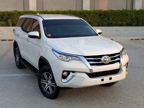 تويوتا فورتونر GXR 2019 GCC Specs V6 4.0 Engine Interior and Exterior Excellent Condition