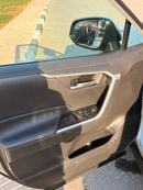 تويوتا راف ٤ XLE 2.5L Full option