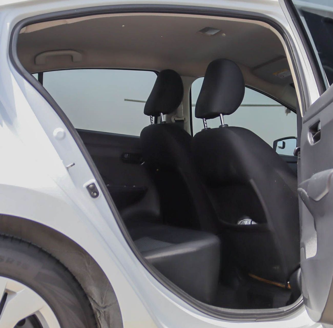 نيسان صني S 1.6L Nissan sunny 1.6L 2022 GCC original paint, accident free, in excellent condition, 632 P.M