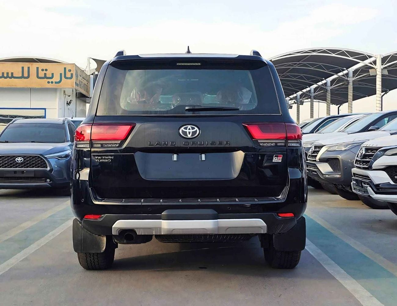 Toyota Land Cruiser GR SPORT || 3.3L Diesel V6 / RADAR / BIG DVD / REAR ENTERTAINMENT DVD / COOL BOX (CODE#LCDGR)