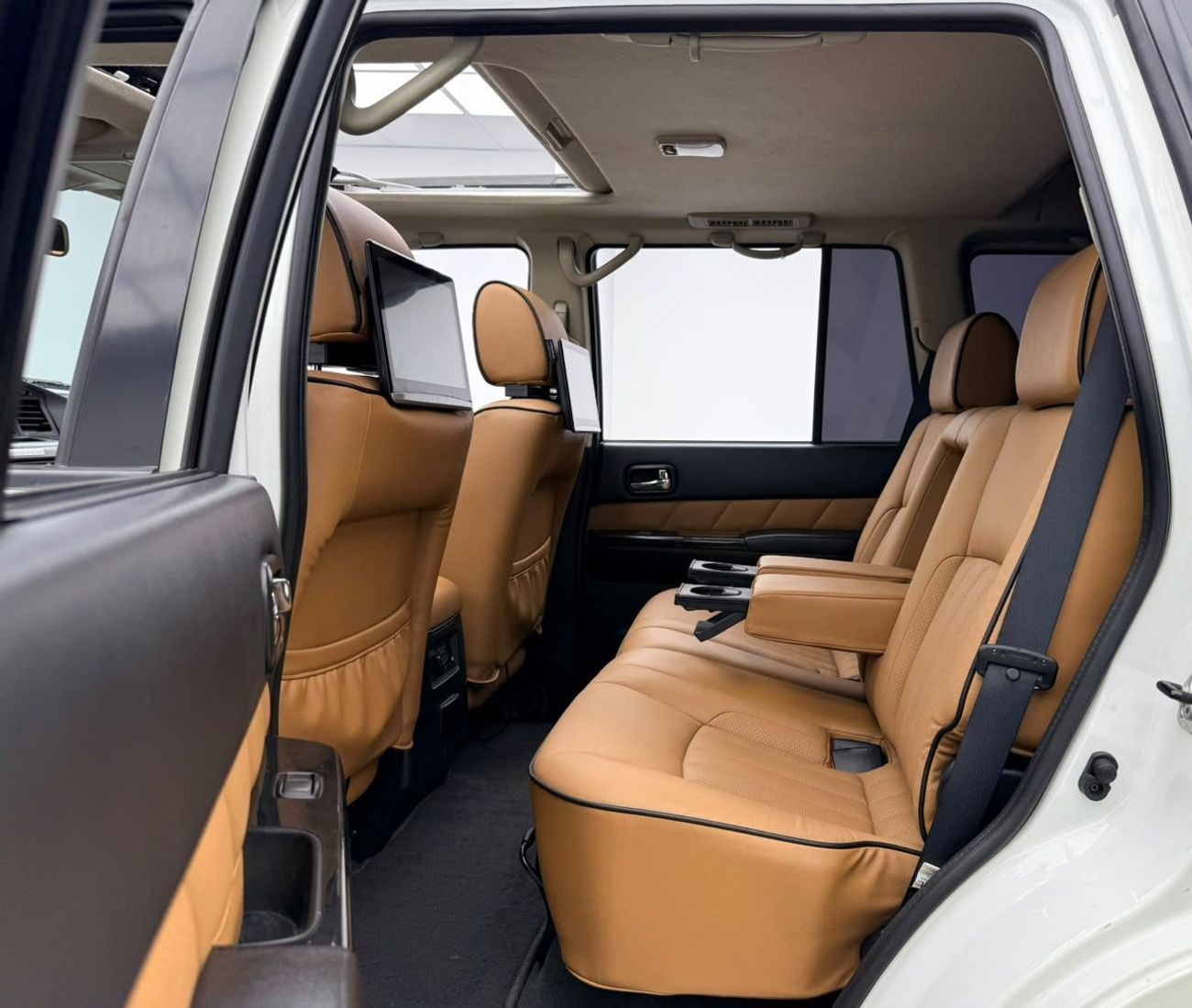 نيسان باترول سوبر سفاري **2022 Nissan Patrol Super Safari, Warranty, Full Agency Service History, GCC Specs.**