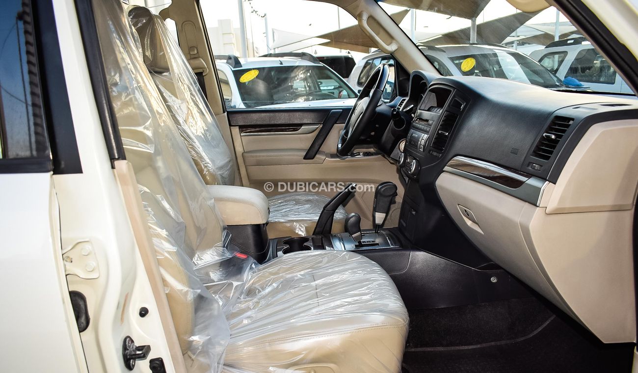 ميتسوبيشي باجيرو خليجى بليتا 2010  رنجات - فتحة