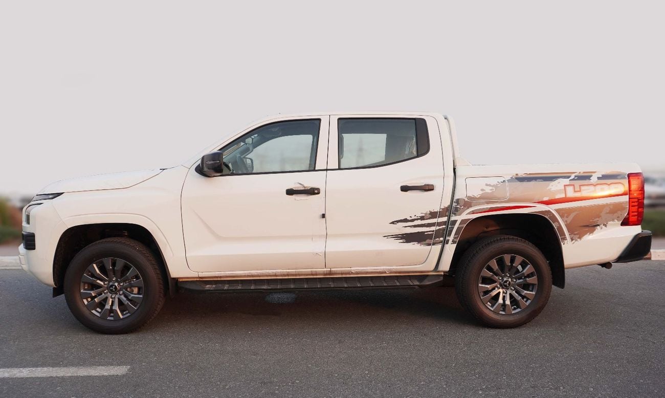 ميتسوبيشي L200 2.4L PETROL MANUAL TRANSMISSION DOUBLE CAB