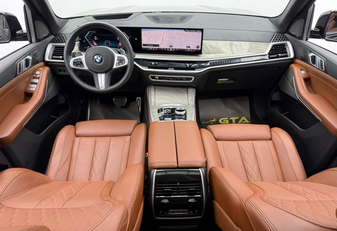 BMW X7 2024 BMW X7 xDrive40i M-Sport, 2029 BMW Warranty + Service Pack, Low Km, 7 Seater, Fully loaded, GCC