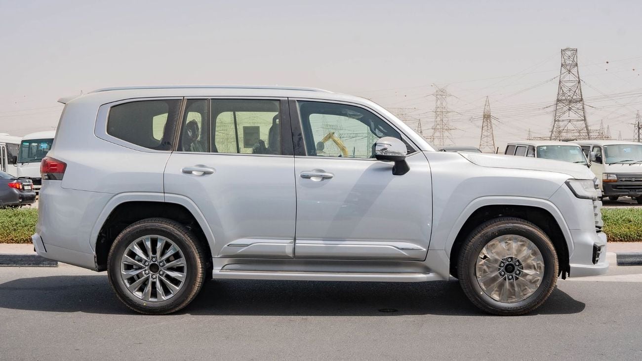 تويوتا لاند كروزر 2026 Toyota Land Cruiser VXR 3.5L Twin Turbo AT Petrol (Silver)