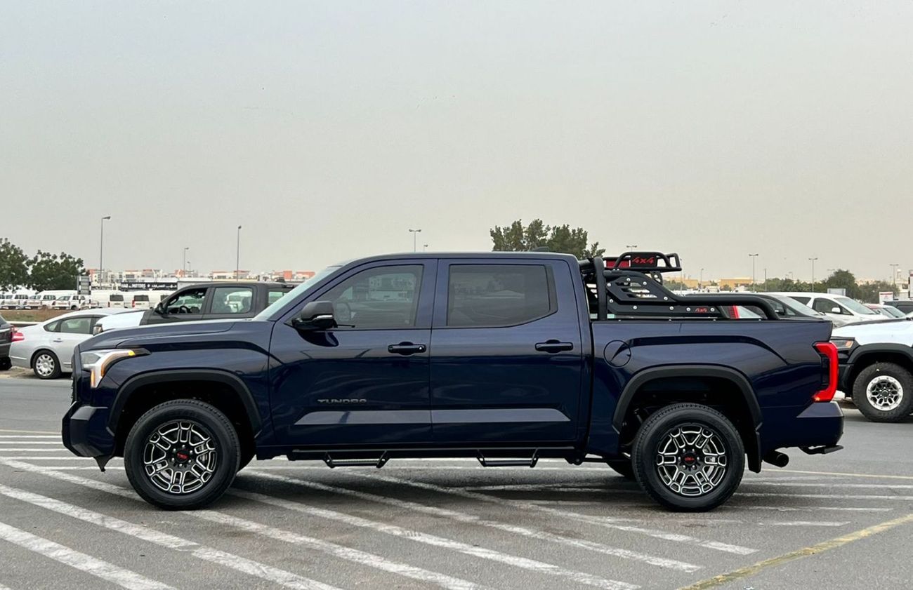Toyota Tundra 2025 Toyota Tundra TRD Crewmax 3.4L V6 - Full Screen With Radar & Rollbar - 4x4 AWD - Fully Loaded -
