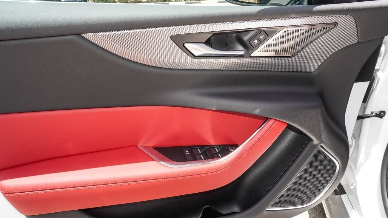 Jaguar XE S P250 R DYNAMIC 2024!! FIVE YEARS WARRANTY!! THREE YEARS SERVICE CONTRACT