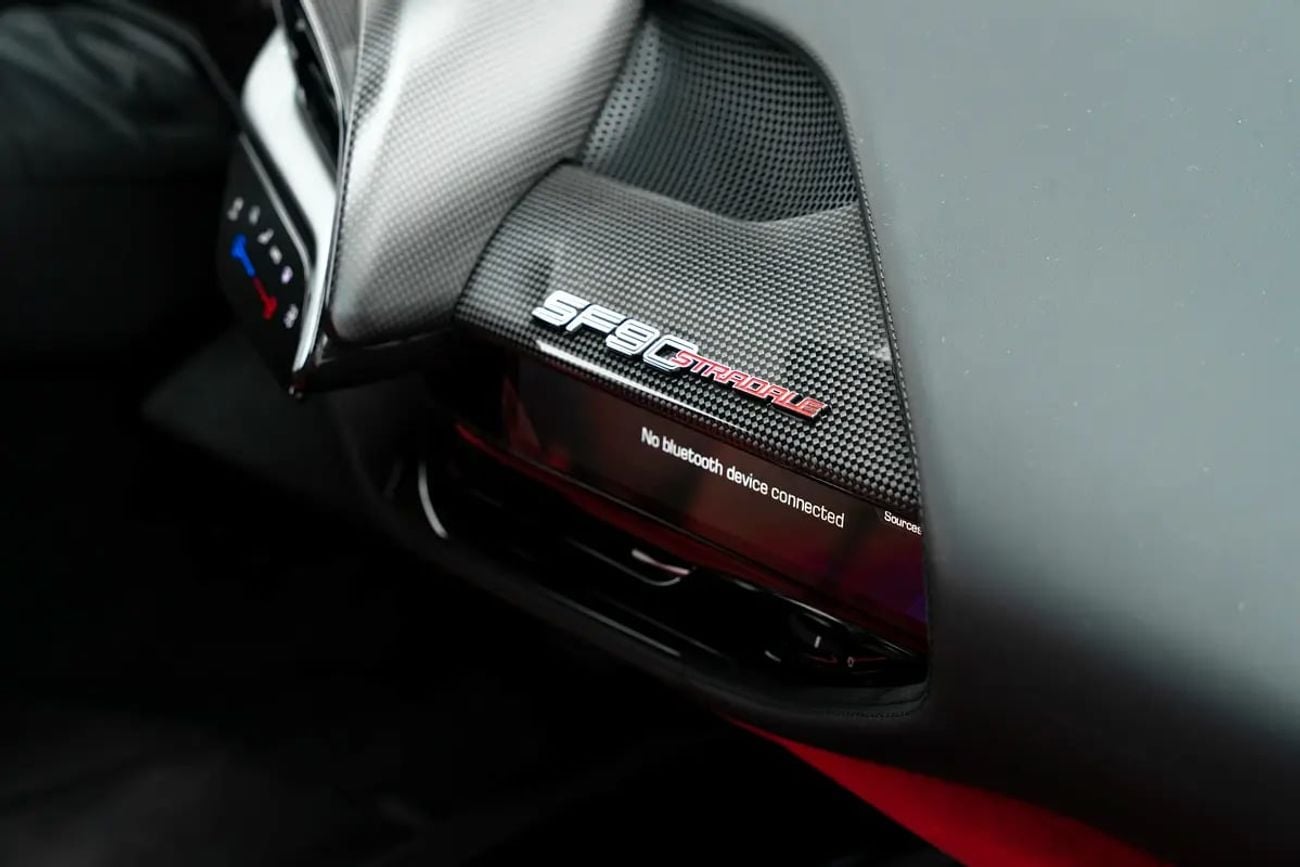 Ferrari SF90 Stradale ASSETTO FURANO WITH SERVICE CONTRACT