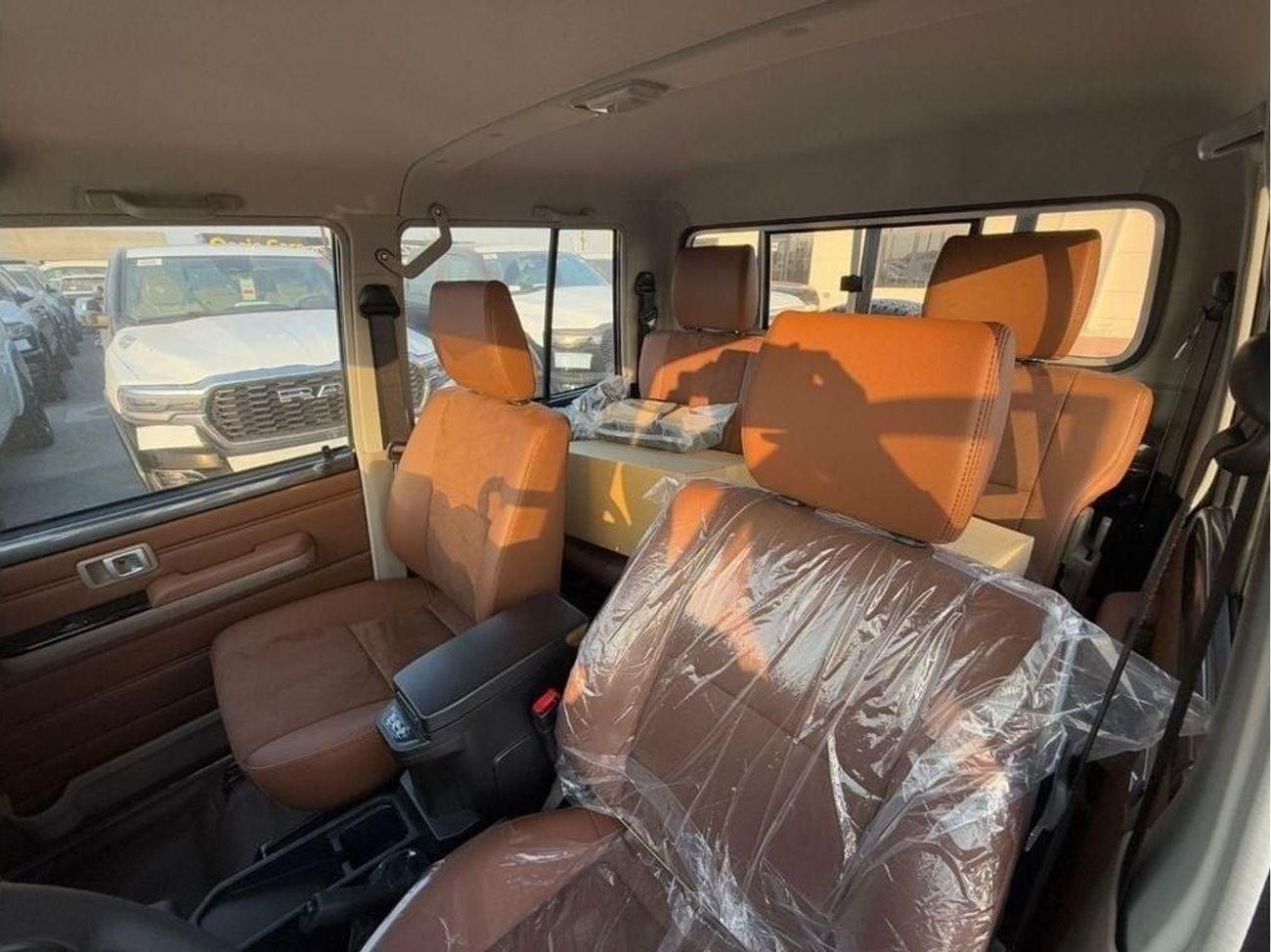 Toyota Land Cruiser Pick Up EXPORT ONLY - TOYOTA LC79 DOUBLE CABIN LX-Z A/T 4.0