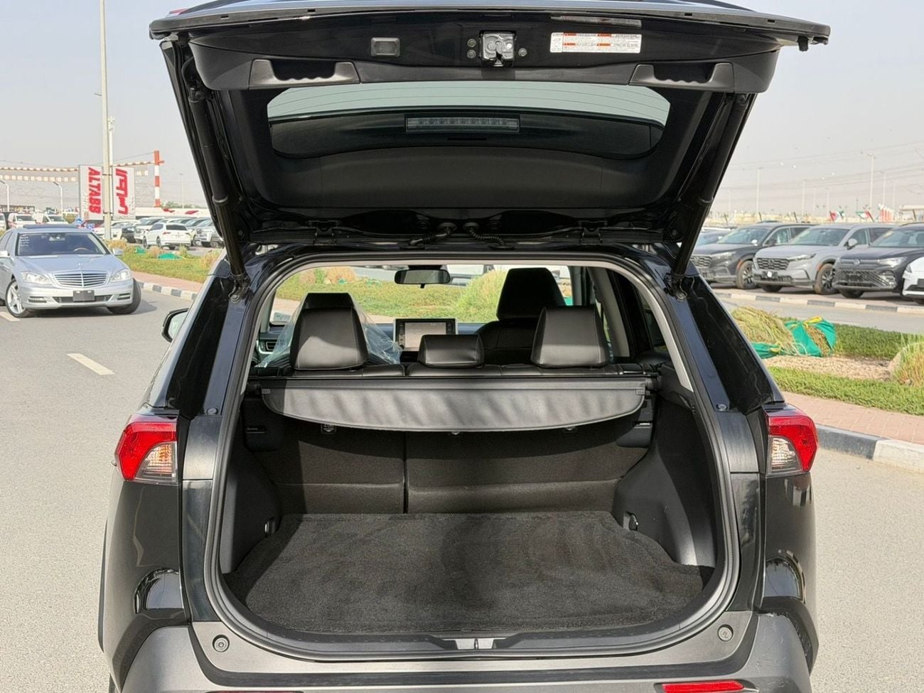 Toyota RAV4 2019 TOYOTA RAV4 XLE Full Option