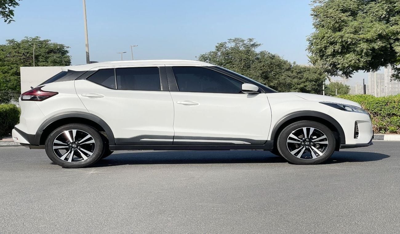 Nissan Kicks SV 1.6L -4CYL AW ROSTAMANI