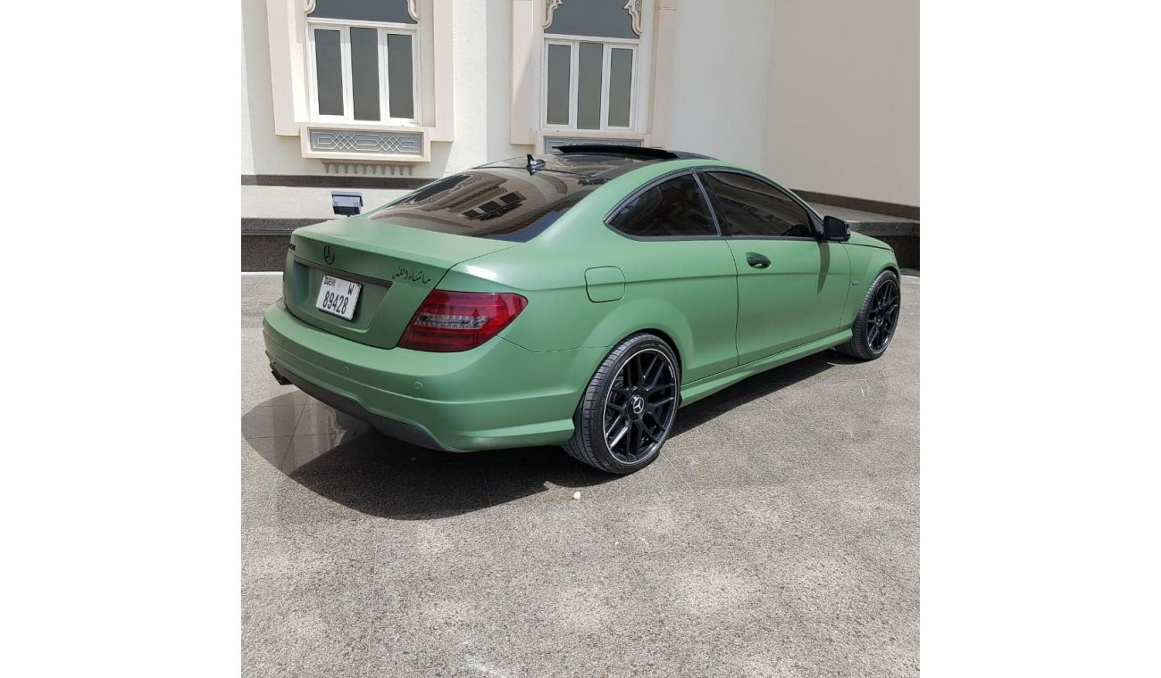 مرسيدس بنز C 250