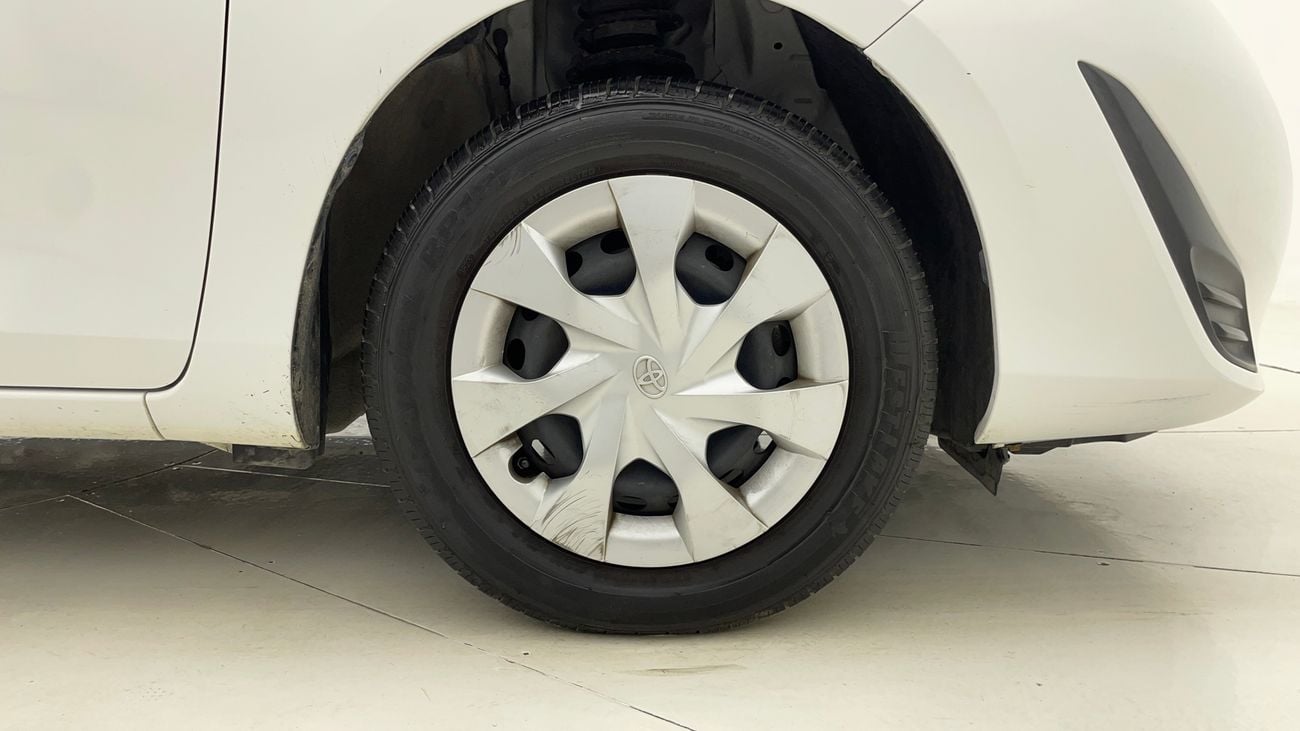 تويوتا يارس SE 1.5 | بدون دفعة مقدمة | اختبار القيادة في المنزل