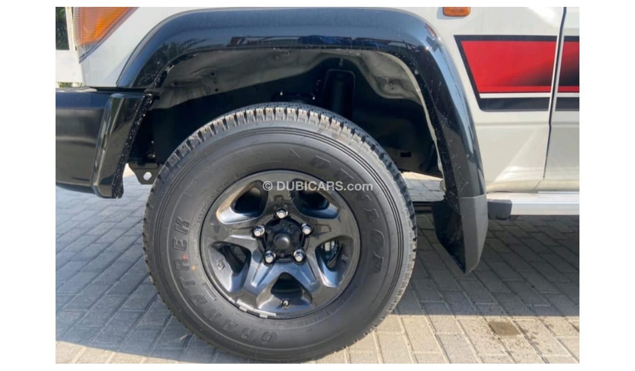 Toyota Land Cruiser 70 2023 TOYOTA LAND CRUISER LC76 70TH 4.0L GASOLINA