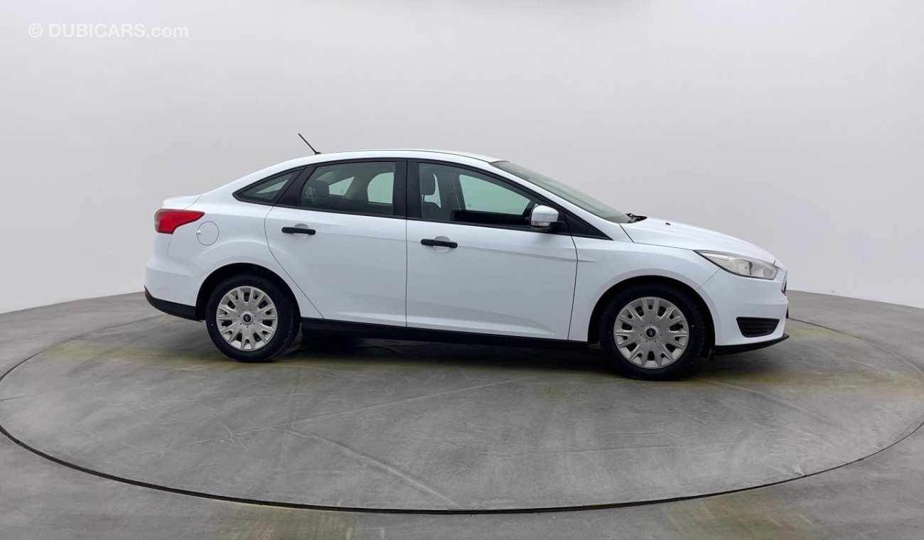 Ford Focus Ambiente 1500